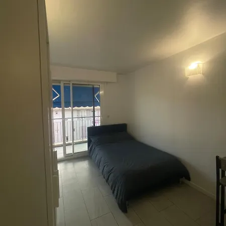 Cozy 20m Studio * Nice