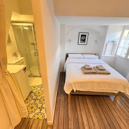 Appartement Carre D'or: Very Calm Cozy 2br, With Wi-fi *