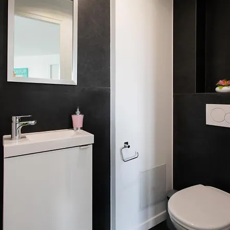 L'echappee Belle - Vineyard-jacuzzi And Bbq Apartment Nice