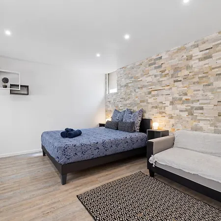 Apartment Renting - Penchienatti - Chic & Modern Urban Pearl Massena Old *