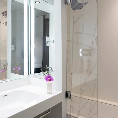 Mercure Centre Grimaldi Hotel