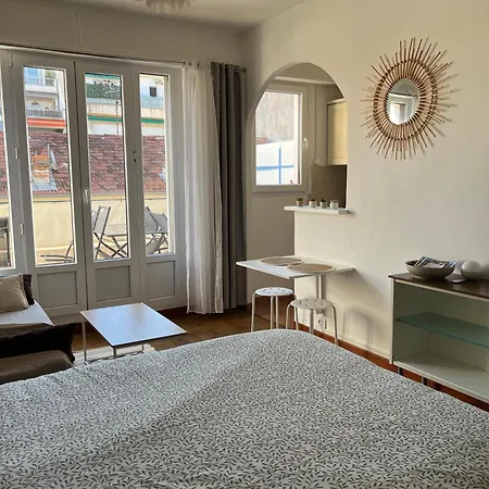 Appartement With Large Terrace Sea View 4th Floor *