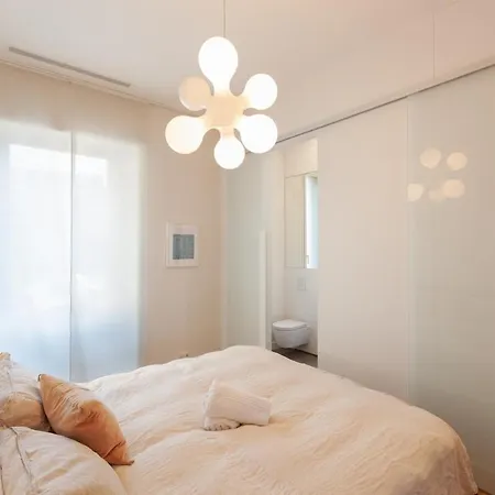 Apartment Designer Luxury On Place Garibaldi