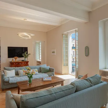 Designer Luxury On Place Garibaldi Apartment *