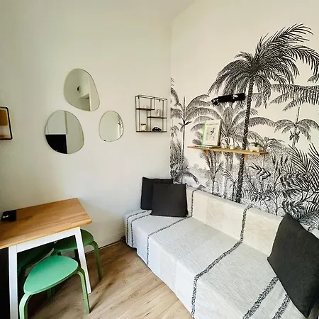 Appartement New Charming 1br Hyper Centre With Balcony And Ac
