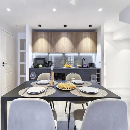 Hyper Centre - Charming Duplex - Luxury - Reversible Air Conditioning - 10 Mins From Place Massena Appartement Nice