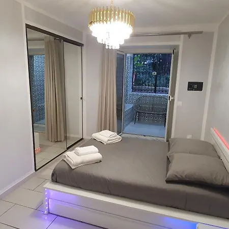 3 Pièces Sur Centre Appartement Nice