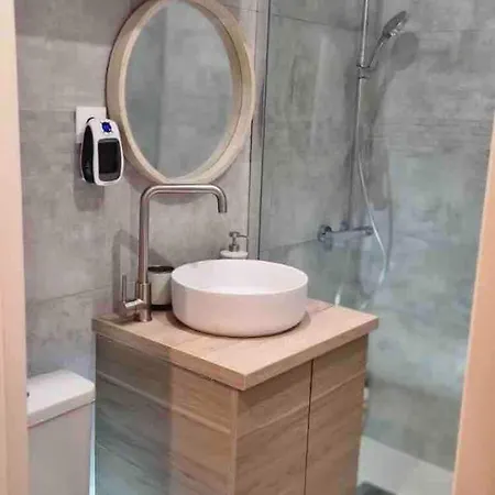 Apartment Studette Massena # 1 *