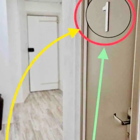 Apartment Studette Massena # 1 *