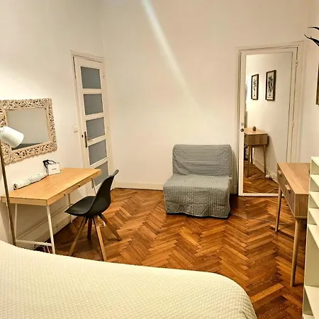 Apartment Seaflat In Nice