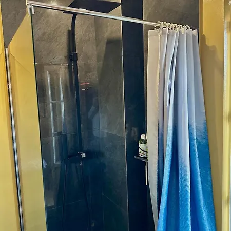 Appartement 2 Chambres, Balcons, Vue Imprenable, Climatisation - Palace Bleu *
