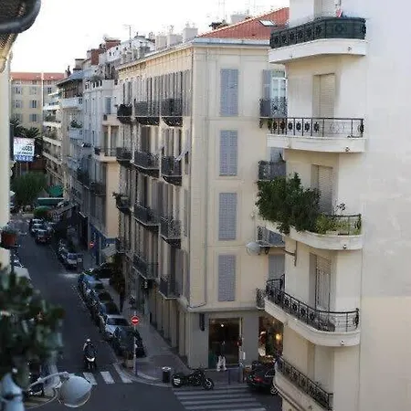 Sunny Corner Appartement