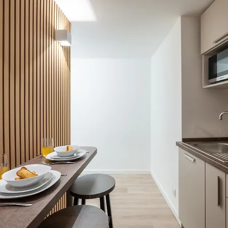Apartment De Design Dans Le Coeur Du Vieux