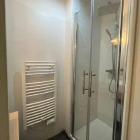 Free Parking! 3 Pieces Calme Proche Port & Centre Apartment