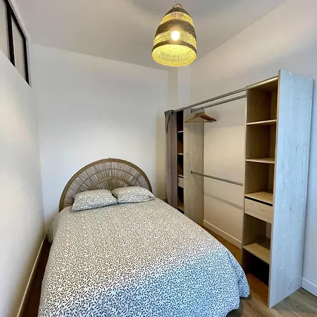 Appartement Joli 2 Pièces Avec Terrasse, Proche *
