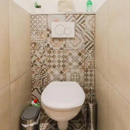 Apartment Old Town Place Rossetti Themed 2br Full Air Conditioning