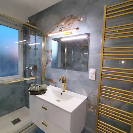 Cozy Downtown 2 Bedroom 1 Min 1 Min Tramway 10min Airport Air Conditionner Appartement