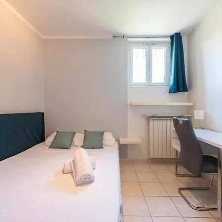 Hébergement de vacances Maison De Familiale, 5 Chambres, Terrasse, à 20 Minutes Du Centre