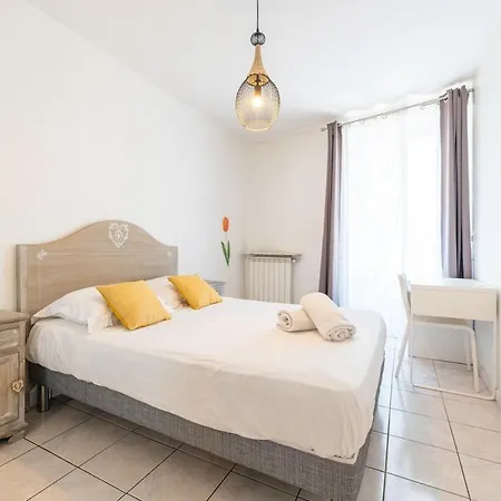 Maison De Familiale, 5 Chambres, Terrasse, à 20 Minutes Du Centre * Nice