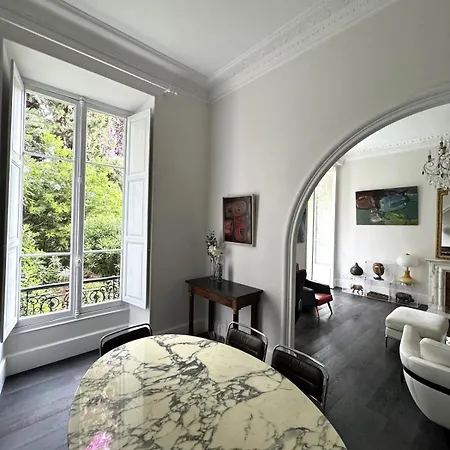 Carré D'or, Superbe Sur Jardin, élégant Et Ensoleillé * Nice