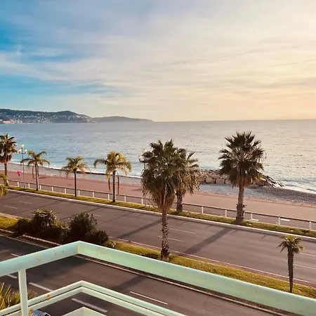 Appartement 2 Avec Terrasse Vue Sur La Nice