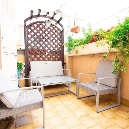 Le Saint Honore A 500 Metres A Pied De La Appartement
