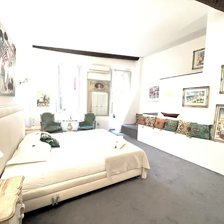 Apartment Riviera: Charming 4-room Beachside In Old Town 3*