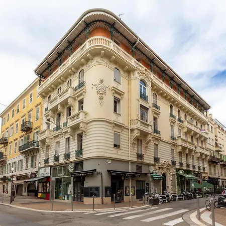 Retro-chic Proche De La Mer, 4 à 6 Personnes *