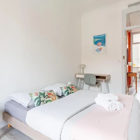 Retro-chic Proche De La Mer, 4 à 6 Personnes Nice