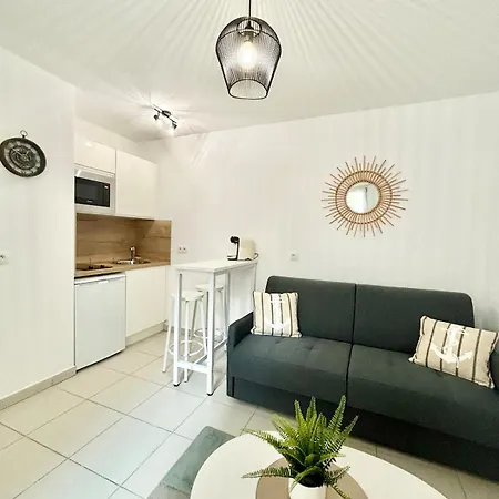Apartment Nid Douillet Proche Tramway, A 20 Minutes Nice