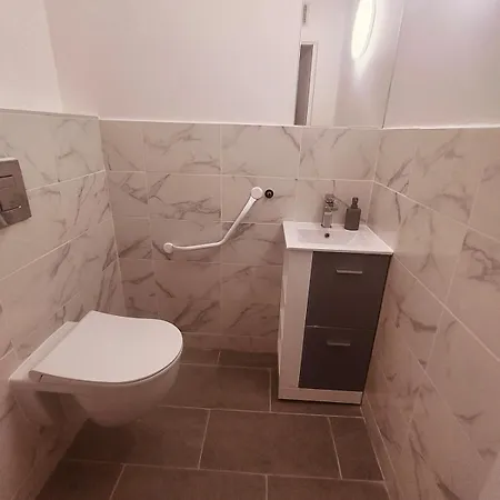 Superbe T2 De 95 M Appartement Nice