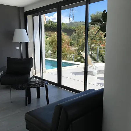 Location - 5* St Pancrace Nice