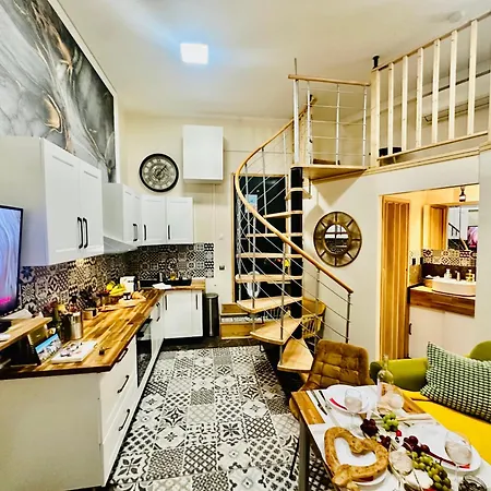 Amber - Highlights And Appartement