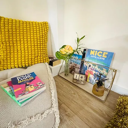 Amber - Highlights And Appartement