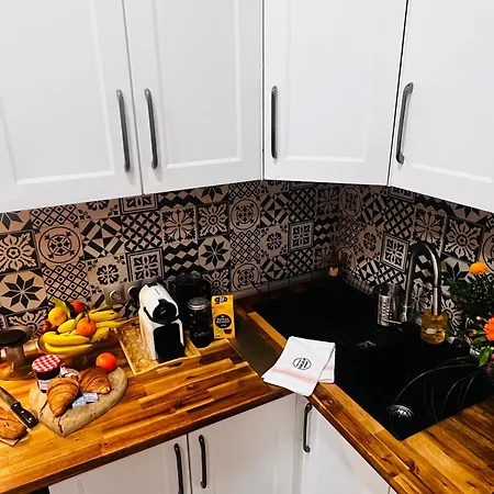 Amber - Highlights And Appartement Nice