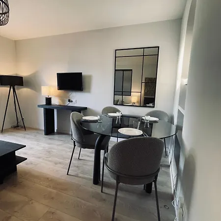 Appartement Avec Terrasse - Palais Historique à *