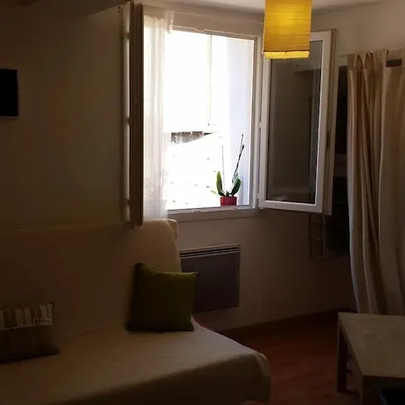 Apartment En Plein Coeur Du Vieux Nice