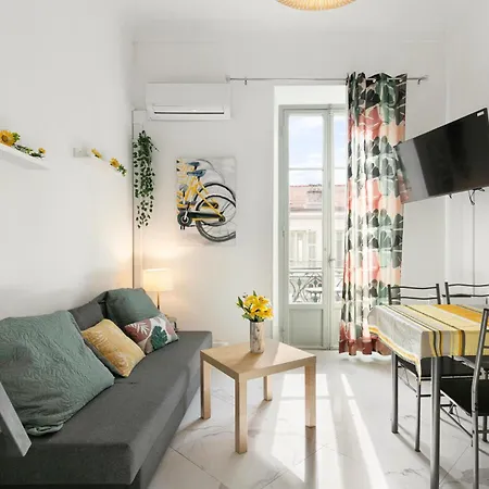Jaune Fshh Appart hôtel 3*