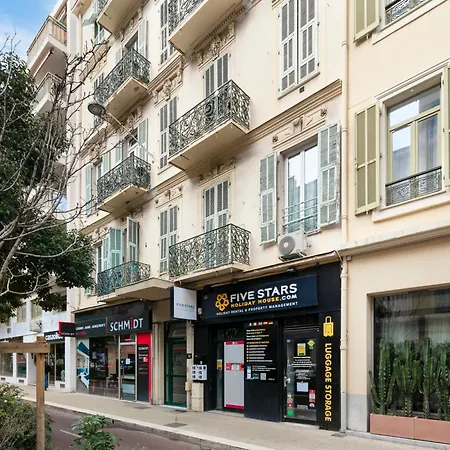 Jaune Fshh Appart hôtel 3*
