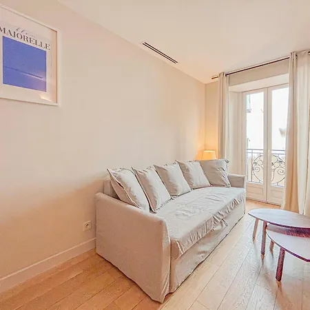 Petit Cocon Au Cœur Du Vieux-nice, Wifi, Ac, 2pers *