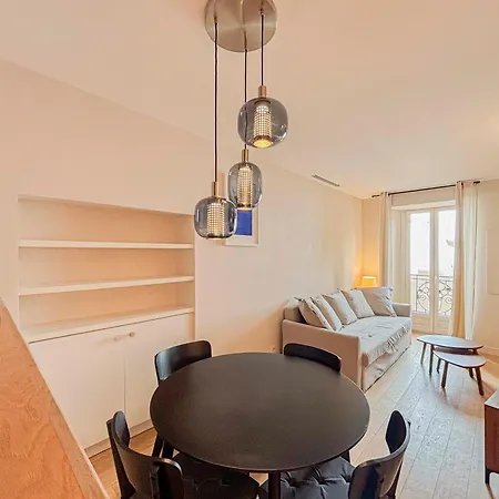 Petit Cocon Au Cœur Du Vieux-nice, Wifi, Ac, 2pers Appartement *