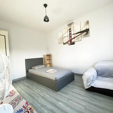 Appartement Bel 2 Pièces - 10min De La Nice