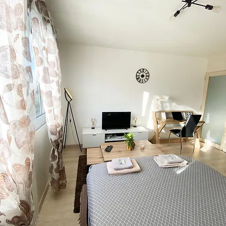 Bel 2 Pièces - 10min De La Appartement *
