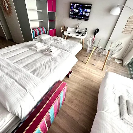 At The Heart Of Carre D'or 2 Mins Sea Wi-fi Hébergement de vacances