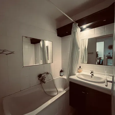 Appartement Avec Grande Terrasse *