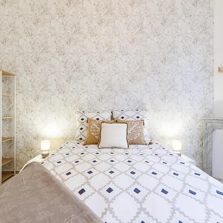 36 Stalngrad - Spacieux - Le Port - 6 Pers Appartement Nice