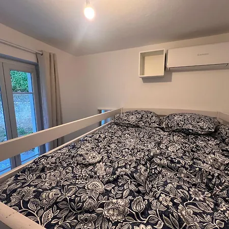 Holiday home Petit Paradis Perche Au Coeur De Nice