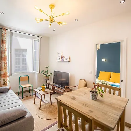 Magnifique 2 Pieces Lumineux Vieux Apartment
