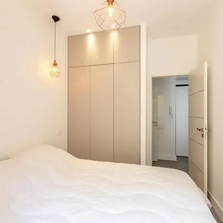 Cozy 2 Pieces, Emplacement Ideal - Wifi, Ac, 2pers Apartment