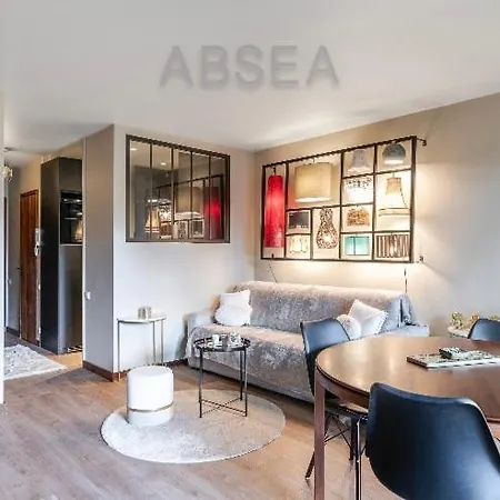 Appartement Renovated With Garden Pool Air Conditioning 4 Sleeps *